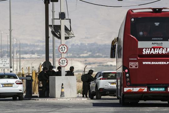 نقابات عمال فلسطين تستنكر منع وفد نقابي دولي من دخول الأراضي الفلسطينية