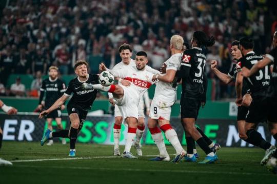 فيديو: شتوتغارت يخطف بطاقة نهائي كأس ألمانيا بهدف قاتل أمام فرايبورغ