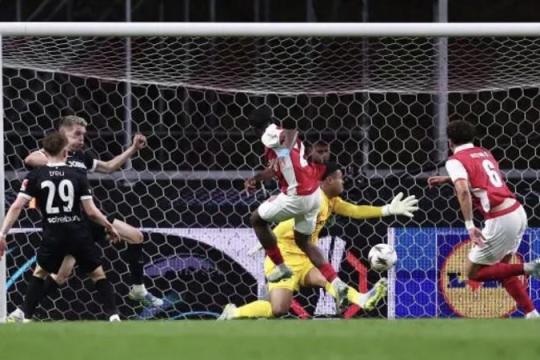 هدف قاتل يقود سبورتنج براجا للفوز على فرايبورج في ذهاب نصف نهائي الدوري الأوروبي