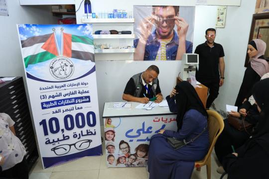 الفارس الشهم لمصدر: سلمنا 4500 نظارة طبية للمستفيدين في قطاع غزة