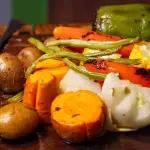 أطعمة قد تساعد على تخفيف اضطرابات الهضم.. 4 مجموعات سهلة الهضم
