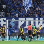 الهلال يحسم كلاسيكو الاتحاد بثلاثية مثيرة ويستعيد صدارة الدوري السعودي