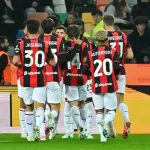 ميلان يهزم أودينيزي بثنائية ويستعيد توازنه في الدوري الإيطالي