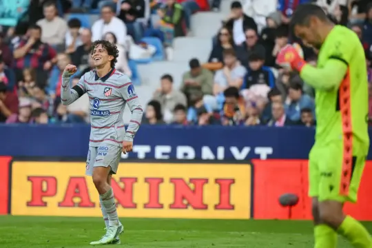 أتلتيكو مدريد يتصدر الدوري الإسباني مؤقتاً.. وبيتيس ورايو فايكانو يحققان الفوز