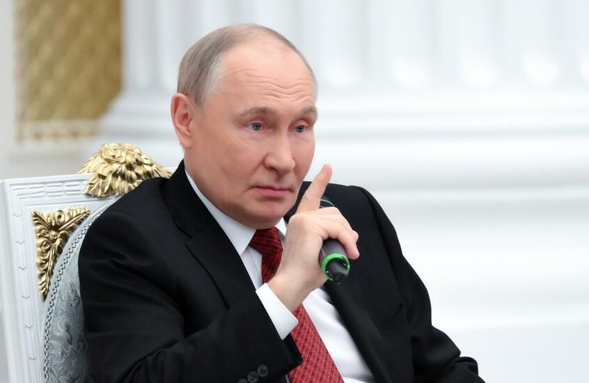 الكرملين يشدد على ضرورة التنسيق مع الأطراف الدولية قبل أي وساطة في النزاع الإيراني