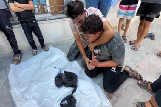 الاحتلال يقتل 10 فلسطينيين ويعتقل 31 آخرين في غزة والضفة