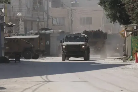 الاحتلال يغلق مداخل في يعبد ويستولي على شقة في تقوع