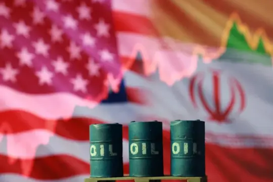 النفط يواصل الصعود مع تصاعد التوترات الأميركية الإيرانية في هرمز