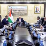 رئيس الوزراء يبحث مع القطاع الخاص حلول أزمة الشيكل ويؤكد التوسع في الدفع الإلكتروني