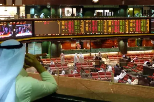 الأسهم الخليجية تتراجع مع تصاعد القتال بين السعودية والحوثيين