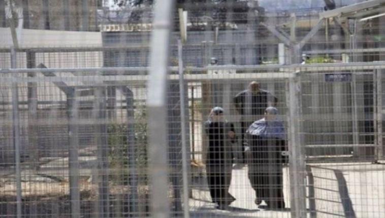 87 أسيرة بينهن معتقلات من غزة وثلث النزيلات رهن الاعتقال الإداري في ظروف إنسانية قاسية