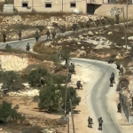 الاحتلال يخلي منزلين ويحوّل 16 منزلًا إلى ثكنات عسكرية في قصرة