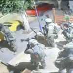 قوات الاحتلال تواصل اقتحام سلفيت وتغلق مداخلها بالسواتر الترابية