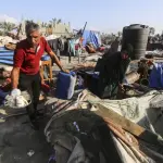 الغارديان: لا توجد علامة على حياة طبيعية مع استمرار القتل والبؤس في غزة