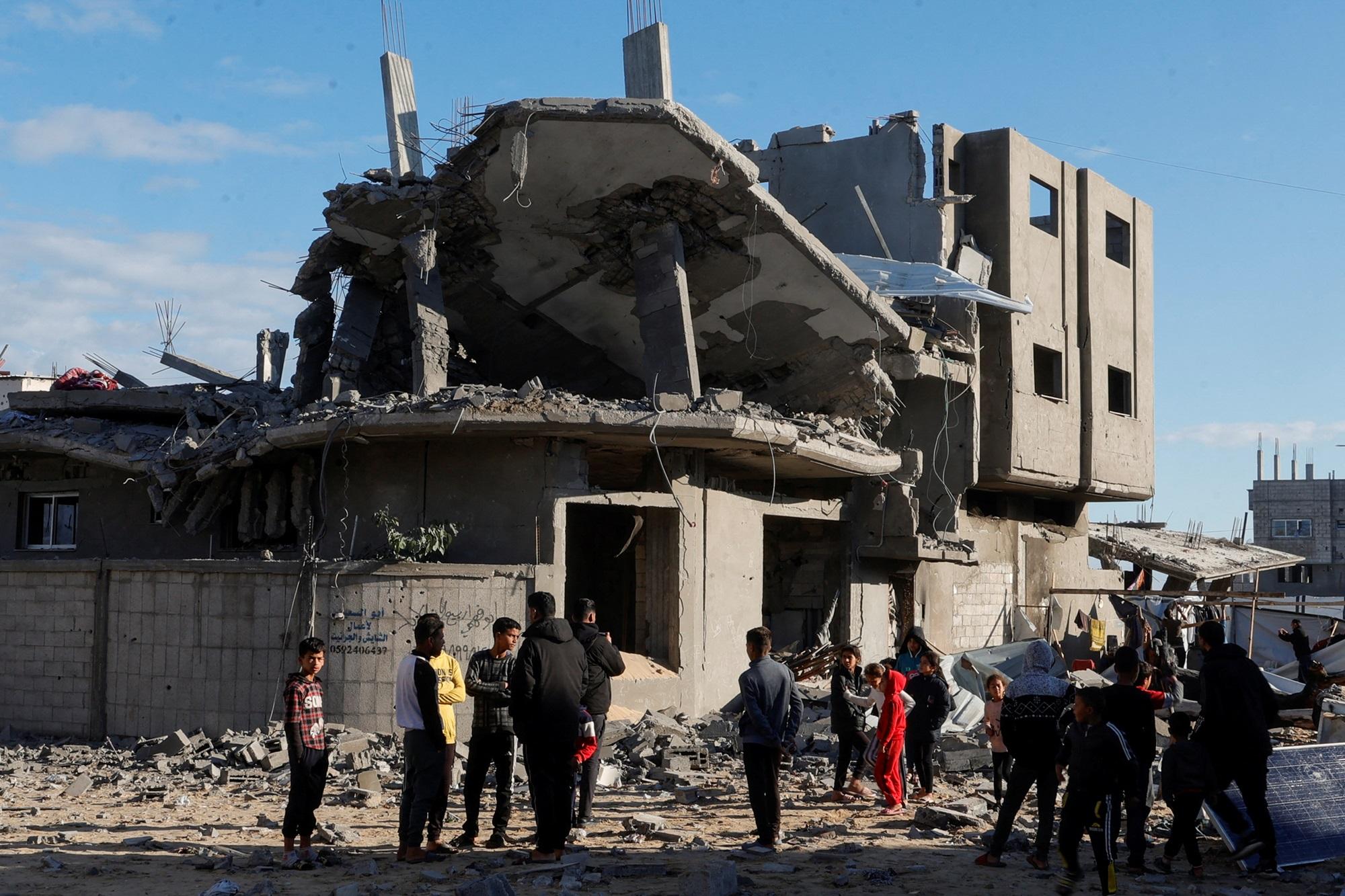 القرار جاء بعد التماس مركز "عدالة" الحقوقي لمنع تهجير مئات السكان واعتباره انتهاكًا للقانون الدولي