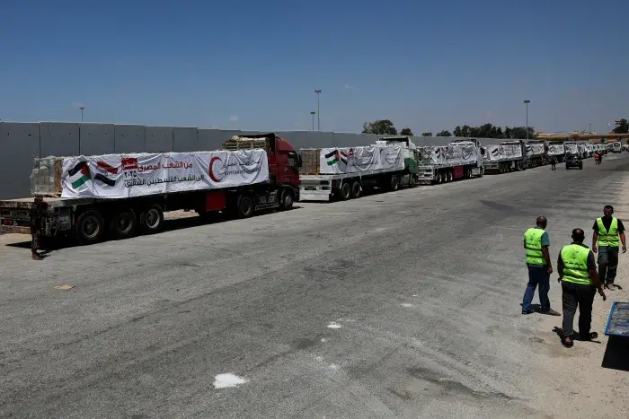 أكثر من 5,220 طنًا من المساعدات الغذائية والطبية والوقود ضمن جهود دعم القطاع