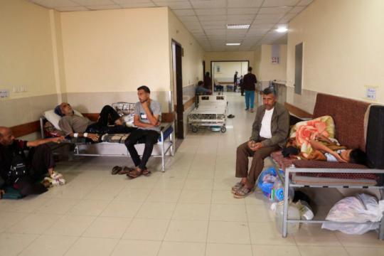 صحة غزة: احتمال تعليق التحويلات الطبية بسبب عراقيل السفر ونقص التصاريح
