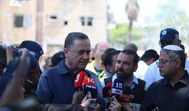 وزير الأمن الإسرائيلي يمنع ضباط الجيش من الإدلاء بتصريحات إعلامية دون موافقته المسبقة