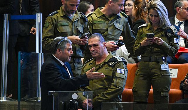 خلال نقاشات الكابينت… معارضة تاريخية داخل الجيش والشاباك تتبدل بعد أحداث 7 أكتوبر