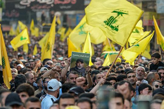 سجال دبلوماسي حاد على "إكس" بين لبنان وإيران حول تدخل طهران في شؤون بيروت