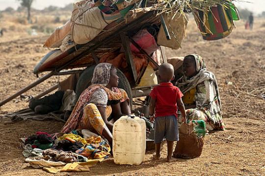 برنامج الأغذية العالمي: ملايين السودانيين معزولون ويواجهون جوعًا كارثيًا مع استمرار الحرب