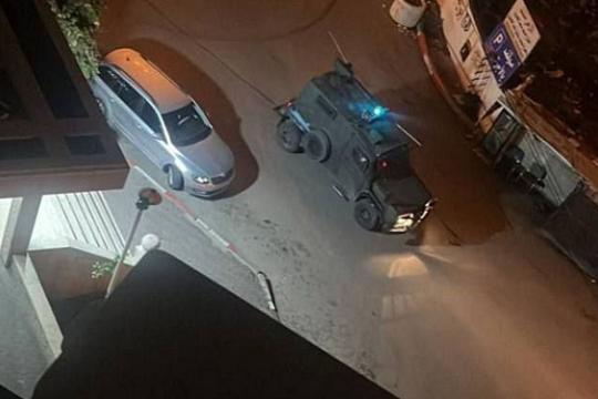 الاحتلال الإسرائيلي يقتل منفذ عملية الدهس في الخليل ويصيب مجندة