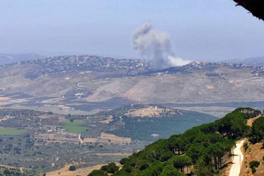 تصعيد إسرائيلي واسع جنوب لبنان: غارات على أحياء سكنية وإنذارات بإخلاء مناطق في جباع ومحرونة