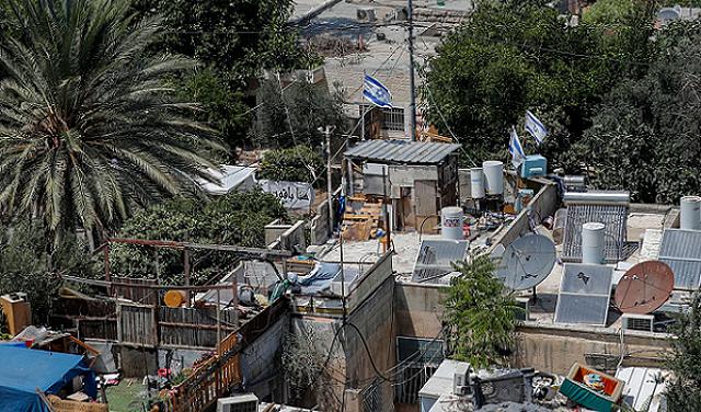 خليل بصبوص ونجله مهددان بالطرد من منزليهما وسط مخاوف من تهجير العائلات الفلسطينية