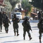 الضفة الغربية: اعتقالات واعتداءات للمستوطنين واقتحامات واسعة في عدة مناطق