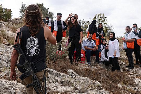 التقرير الأسبوعي: الإدارة الأميركية تشجع الاستيطان الإسرائيلي والعنف بحق الفلسطينيين