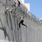 تقرير رسمي إسرائيلي يكشف إخفاقات خطيرة في جدار الفصل والحواجز حول القدس