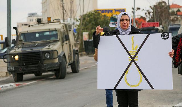 المفوض السامي لحقوق الإنسان يحذر من انتهاكات جسيمة للقانون الدولي وتمييز ممنهج ضد الفلسطينيين