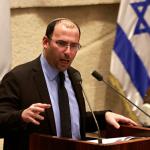 روتمان يطرح مشروع قانون يربط ولاية المستشار القضائي بعمر الحكومة