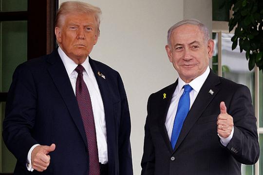 نتنياهو يخطط لزيارة واشنطن ومؤتمر إيباك وسط توترات مع إيران وتعزيز الوجود الأميركي بالمنطقة