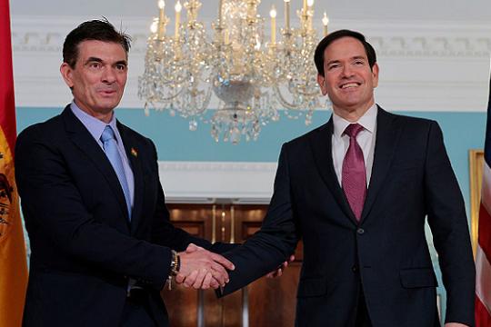 الولايات المتحدة تضغط على بوليفيا لطرد عناصر إيرانية وتصنيف الحرس الثوري وحزب الله إرهابيين