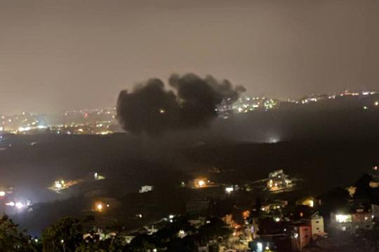 غارات إسرائيلية مكثفة على جنوب لبنان وسط استمرار خروقات وقف إطلاق النار