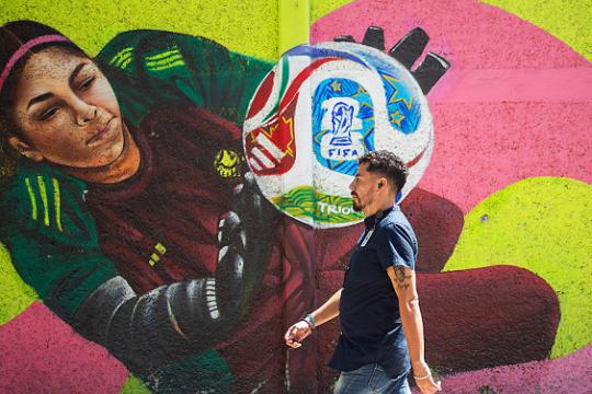 فيفا يوفد بعثة إلى المكسيك لتقييم الجاهزية الأمنية قبل مونديال 2026