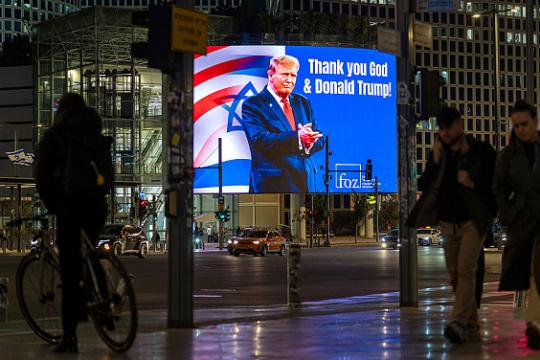 إسرائيل تستعد لتصعيد هجماتها على إيران وسط غموض بشأن موقف واشنطن