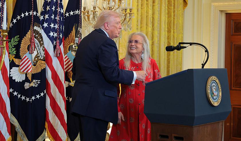 رسائل إلى مقربين من الرئيس الأميركي تحذر من تأثير محتمل لدعمه نتنياهو على سيادة الدولة