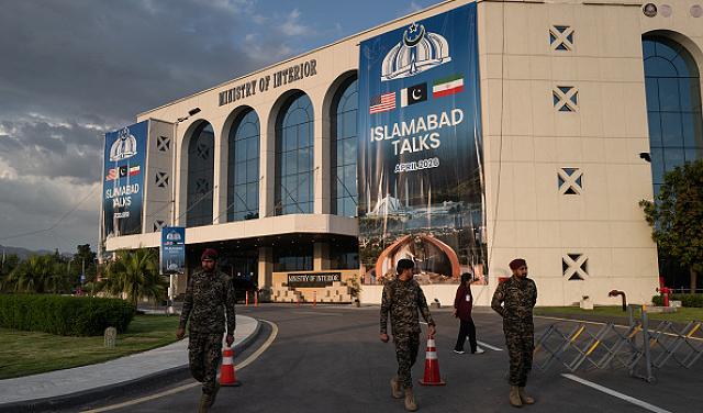 مقترح روسي لنقل اليورانيوم الإيراني: عقدة التخصيب تعقّد مفاوضات إنهاء الحرب