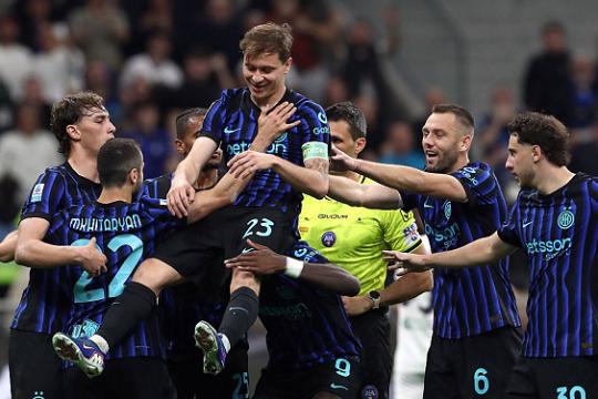 إنتر يقترب من التتويج بالدوري الإيطالي… وتعثر نابولي يعزز الصدارة وبايرن على أعتاب لقب جديد