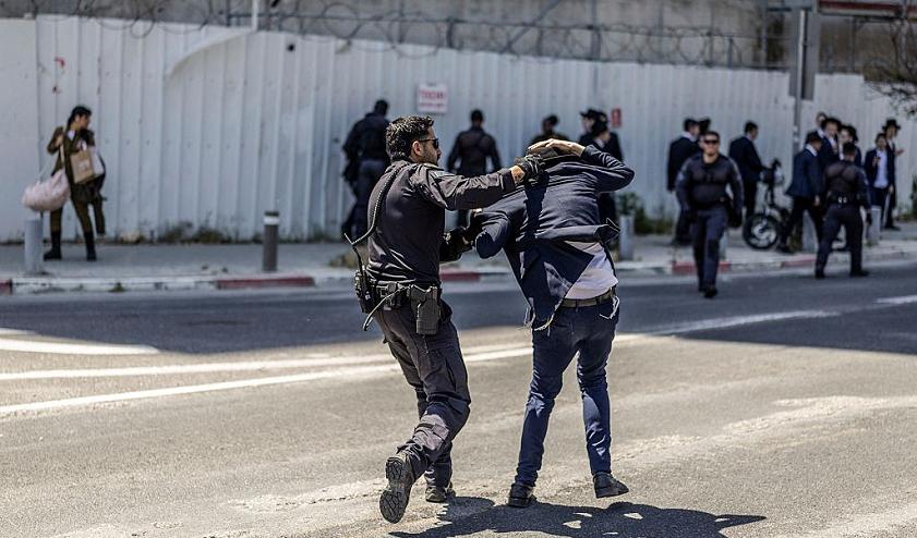 انتقادات حادة لعدم تنفيذ قرار تجنيد الحريديين ومهلة حتى حزيران لتطبيقه