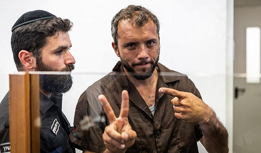 مركز “عدالة” يعتبر احتجاز تياغو أفيلا وسيف أبو كشك غير قانوني ويصفه بـ”الاختطاف” في المياه الدولية