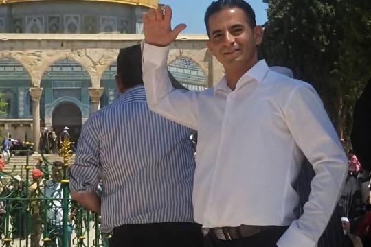 استشهاد عامل فلسطيني برصاص الاحتلال أثناء محاولته اجتياز جدار الفصل قرب القدس