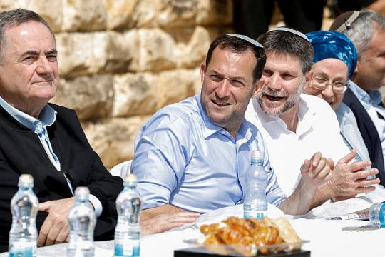 سموتريتش وكاتس يدفعان بتوسيع الاستيطان وهدم منشآت فلسطينية عقب أحداث بيت فوريك