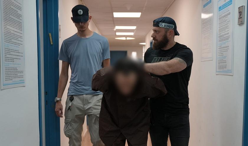 النيابة الإسرائيلية تنسب لمحمد عواد (29 عامًا) التخطيط لاستخدام طائرة مسيّرة أو صاروخ موجّه، والدفاع يطالب بمسار علاجي بدل العقوبة