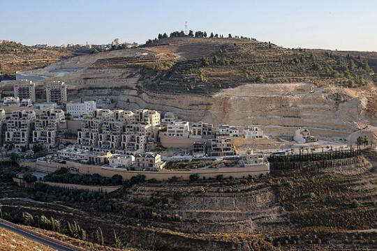 إنذار أمني في مستوطنة بالضفة الغربية بعد الاشتباه بتسلل فلسطينيين