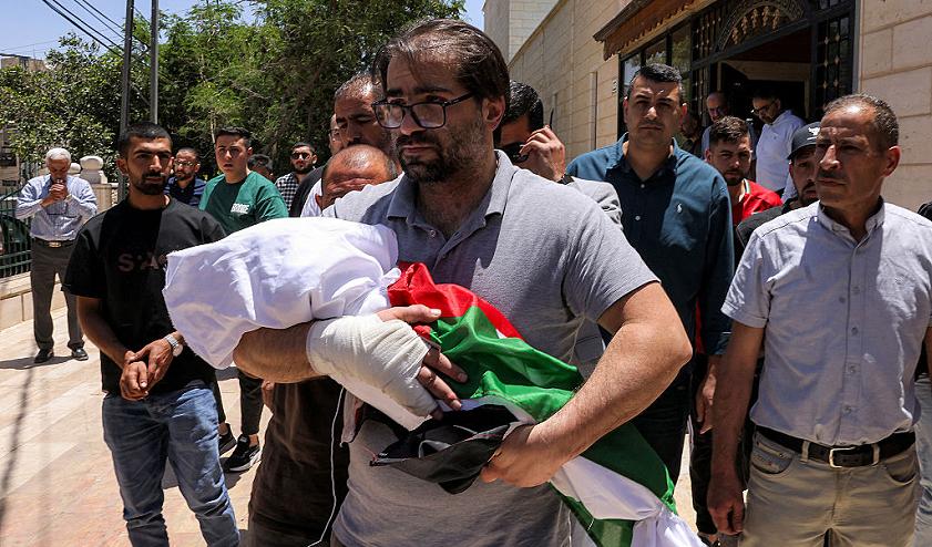 الشرطة العسكرية الإسرائيلية تقول إن التحقيق في إطلاق النار على الرضيع سام فهد أبو هيكل لا يزال جاريًا، من دون توضيح ما إذا استُجوب الجندي الذي أطلق النار.