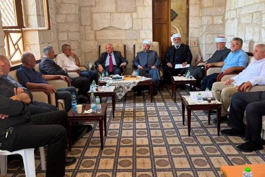 «المتابعة العليا» تبحث في الأقصى مخاطر الاقتحامات والقيود على المصلين