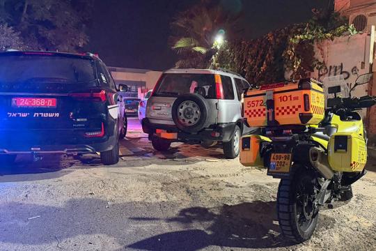 3 جرائم عنف في الطيبة والرملة وجسر الزرقاء.. 4 مصابين بينهم شاب بحالة خطيرة